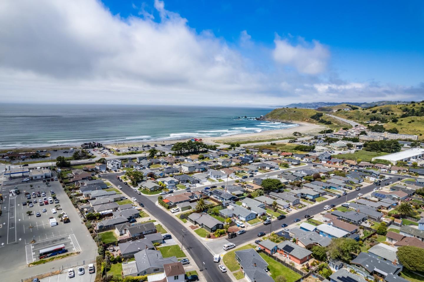 675 Linda Mar Boulevard Pacifica, CA 94044 - Photo 42 of 44 an aerial view of multiple house