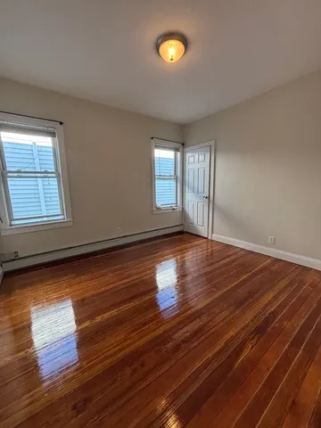 $2,800 | 47 Middle Street, Unit 3, Boston, MA 02127