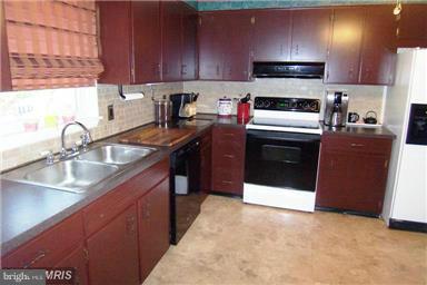117 Mt Union Road Fayetteville, PA 17222 - Photo 20 of 30 Kitchen