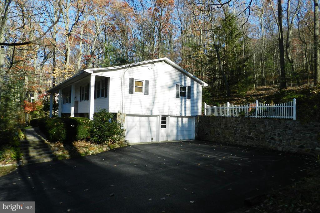 117 Mt Union Road Fayetteville, PA 17222 - Photo 2 of 30 Exterior (General)