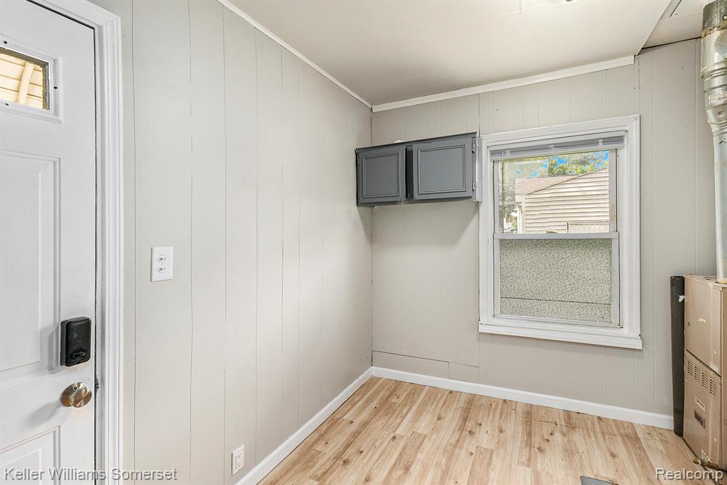 8427 Timken Avenue Warren, MI 48089 - Photo 10 of 16