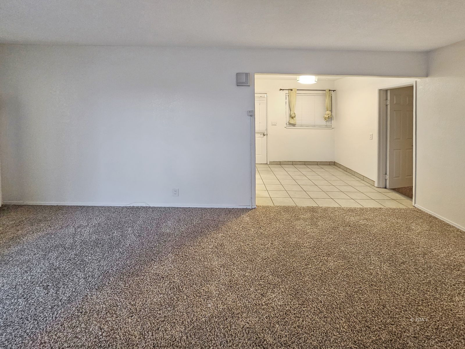 225 North Warner Street Ridgecrest, CA 93555 - Photo 2 of 12