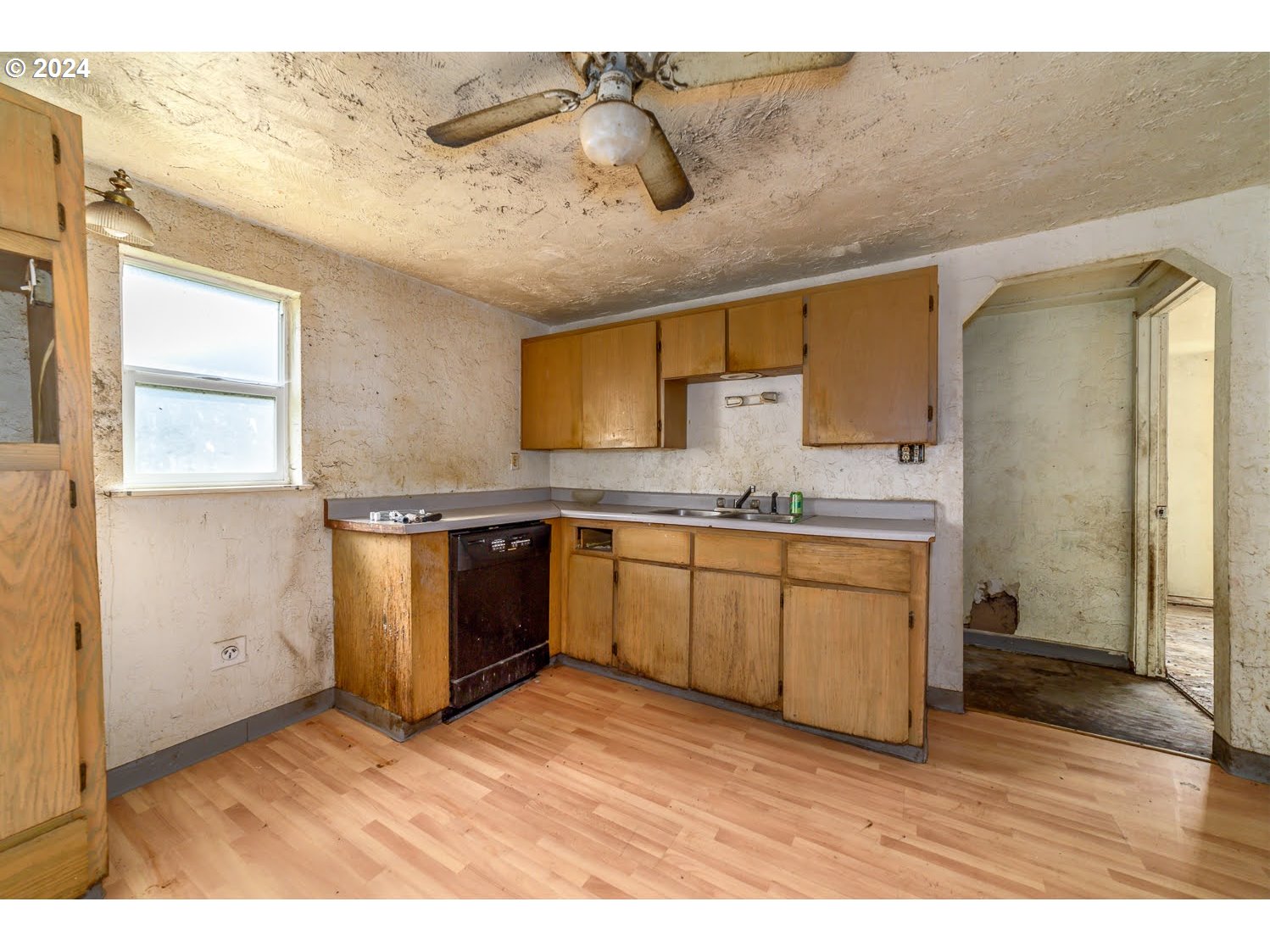 90534 Link Road Eugene, OR 97402 - Photo 7 of 19 a kitchen with a sink cabinets and window