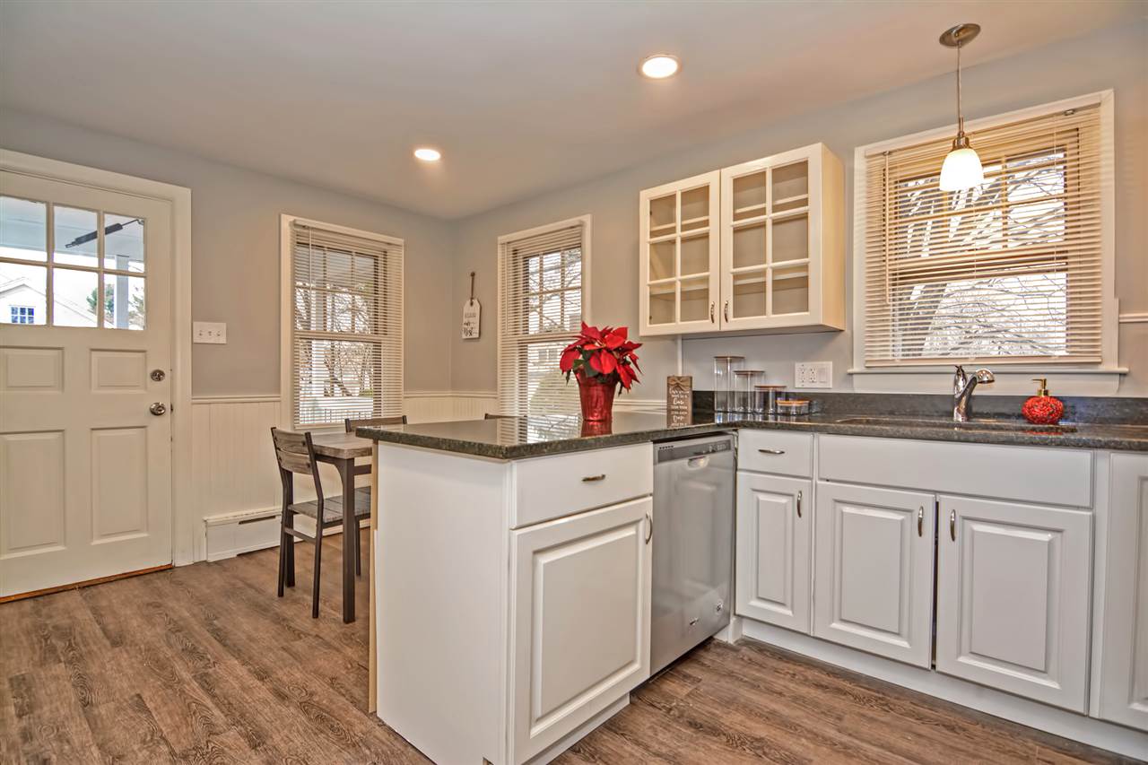 5 Gloria Street Rochester, NH 03867 - Photo 17 of 36