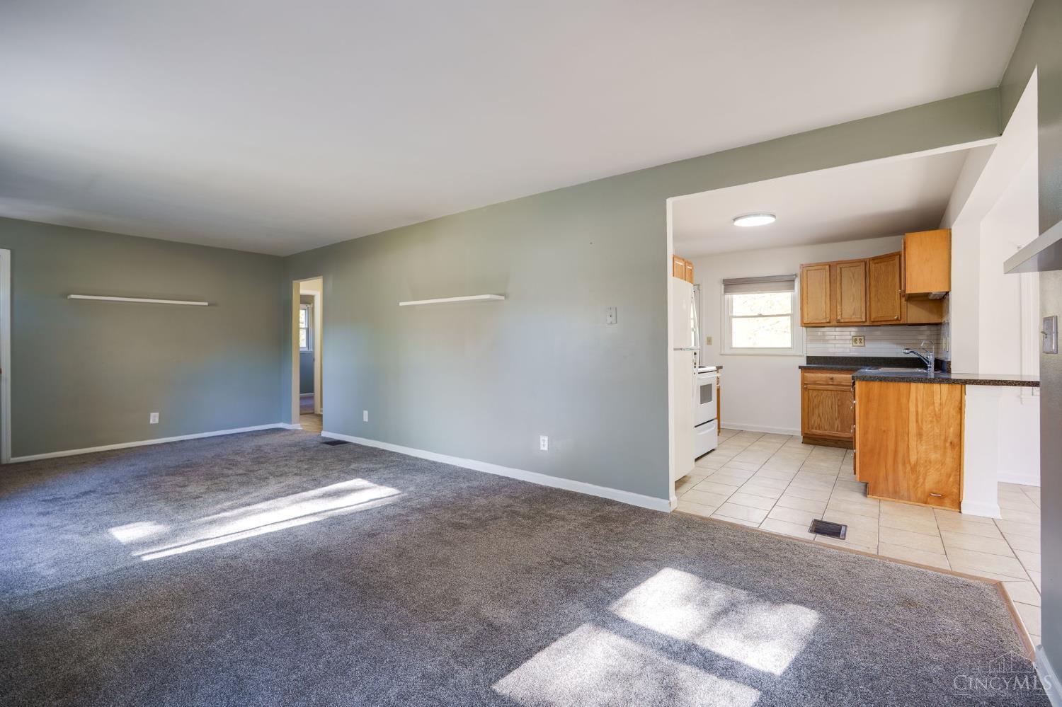 1370 Ross Hanover Road Hamilton, OH 45013 - Photo 9 of 41 Gallery Image 9