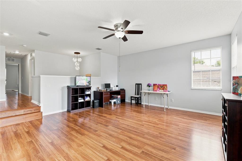 29719 Cedar Waxwing Drive Wesley Chapel, FL 33545 - Photo 15 of 48 Gallery Image 15