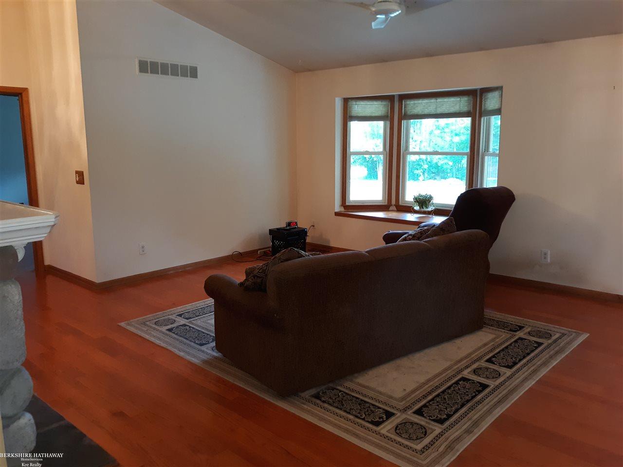 6047 Connell Road Yale, MI 48097 - Photo 6 of 20