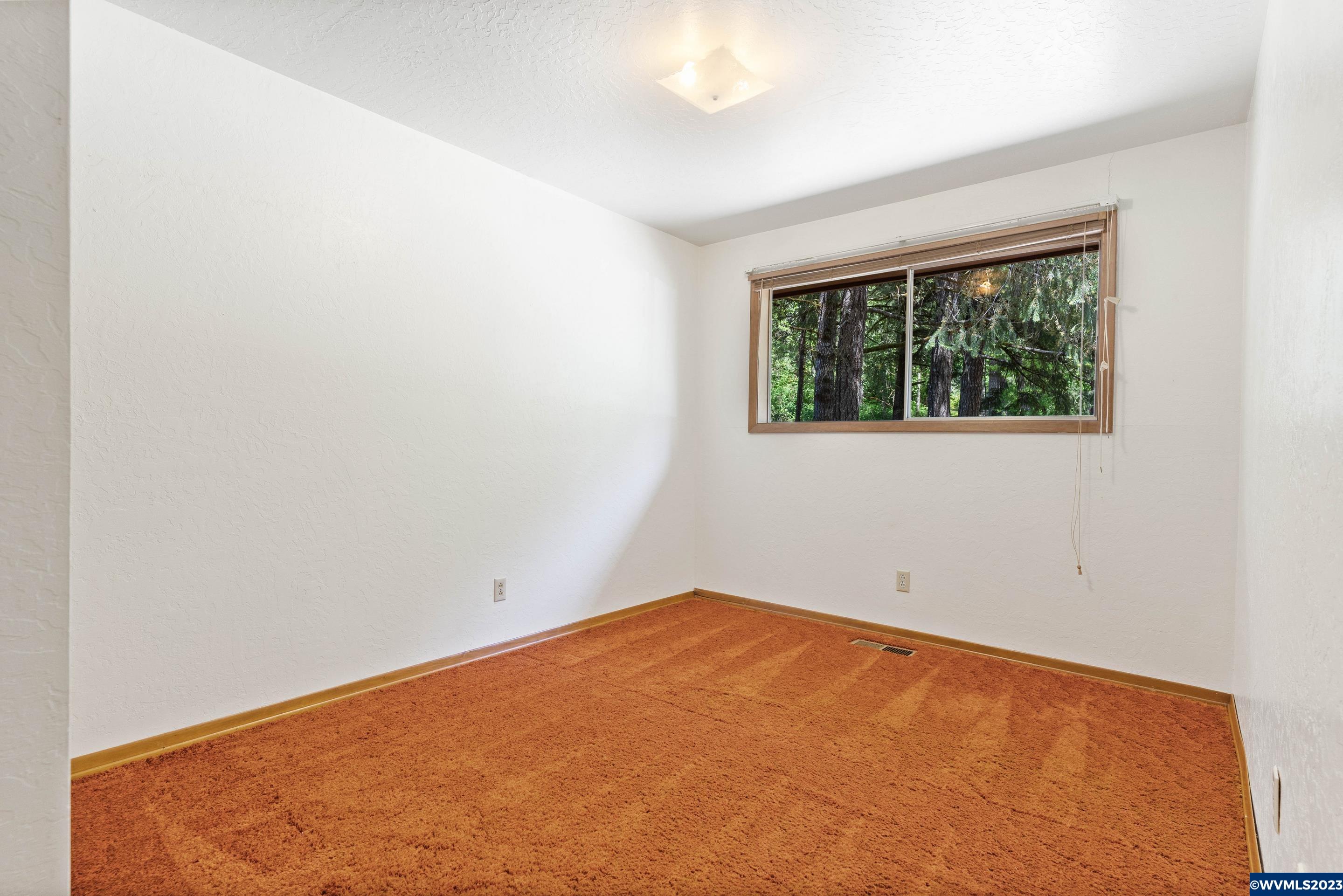 375 Reuben Boise Road Dallas, OR 97338 - Photo 14 of 40