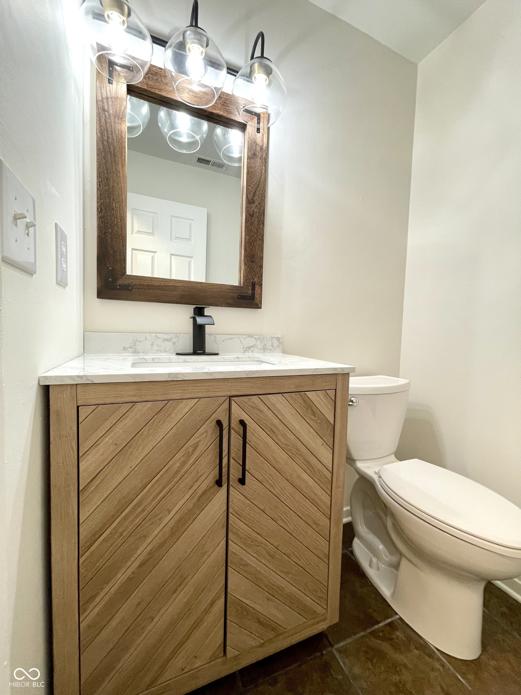 6840 Georgetown Road Indianapolis, IN 46268 - Photo 11 of 18 Gallery Image 11