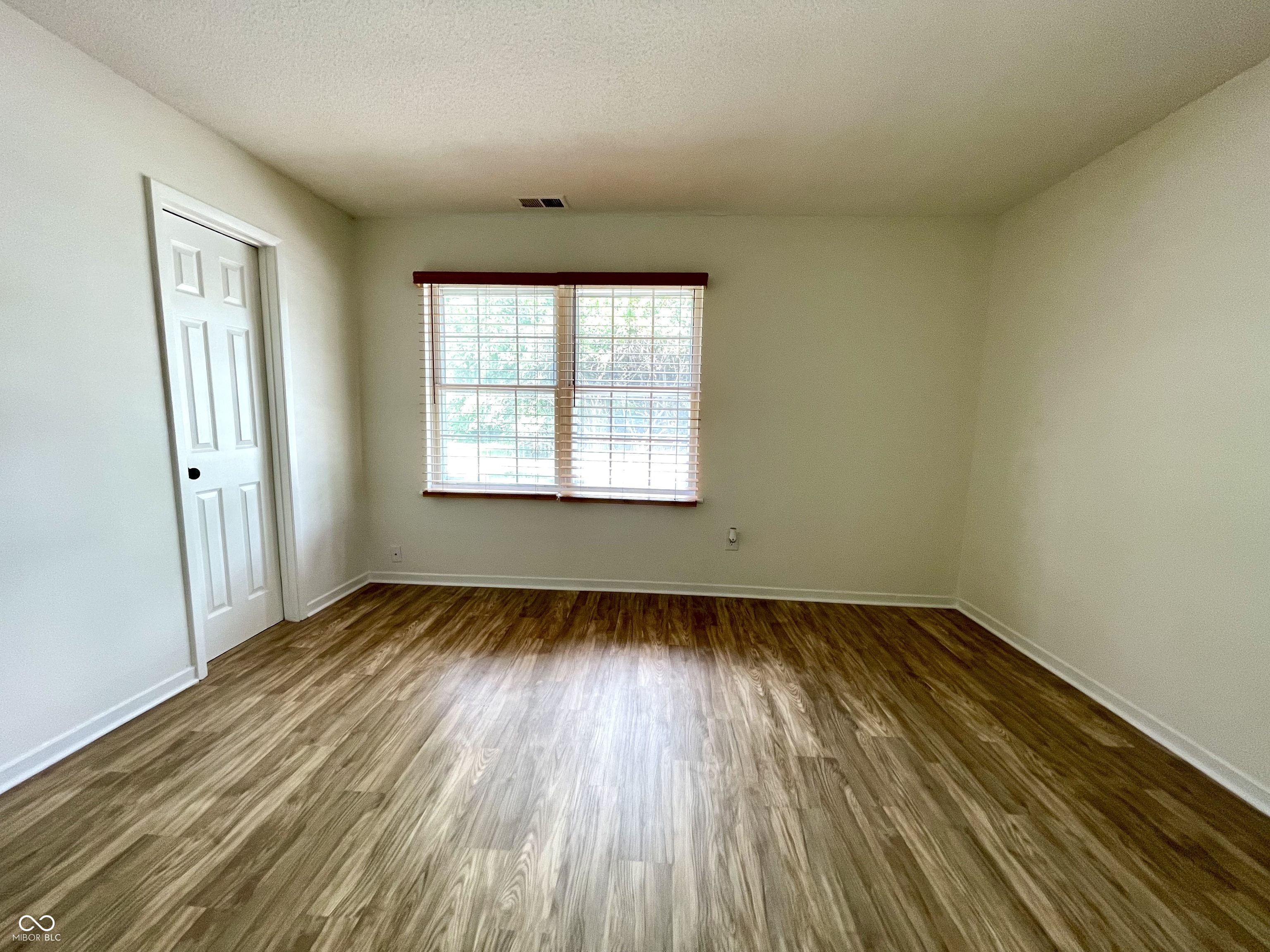 6840 Georgetown Road Indianapolis, IN 46268 - Photo 13 of 18 Gallery Image 13