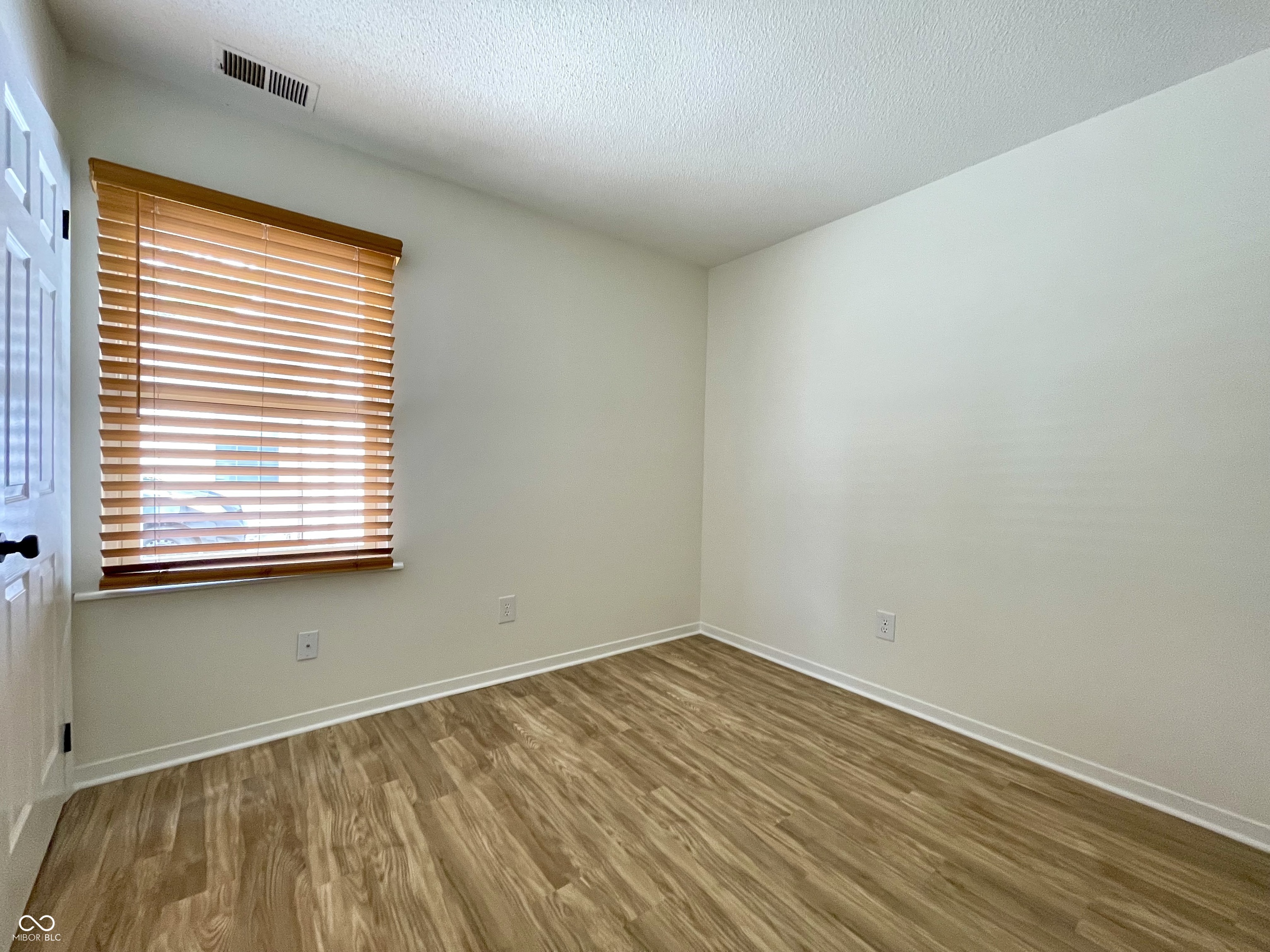 6840 Georgetown Road Indianapolis, IN 46268 - Photo 16 of 18 Gallery Image 16