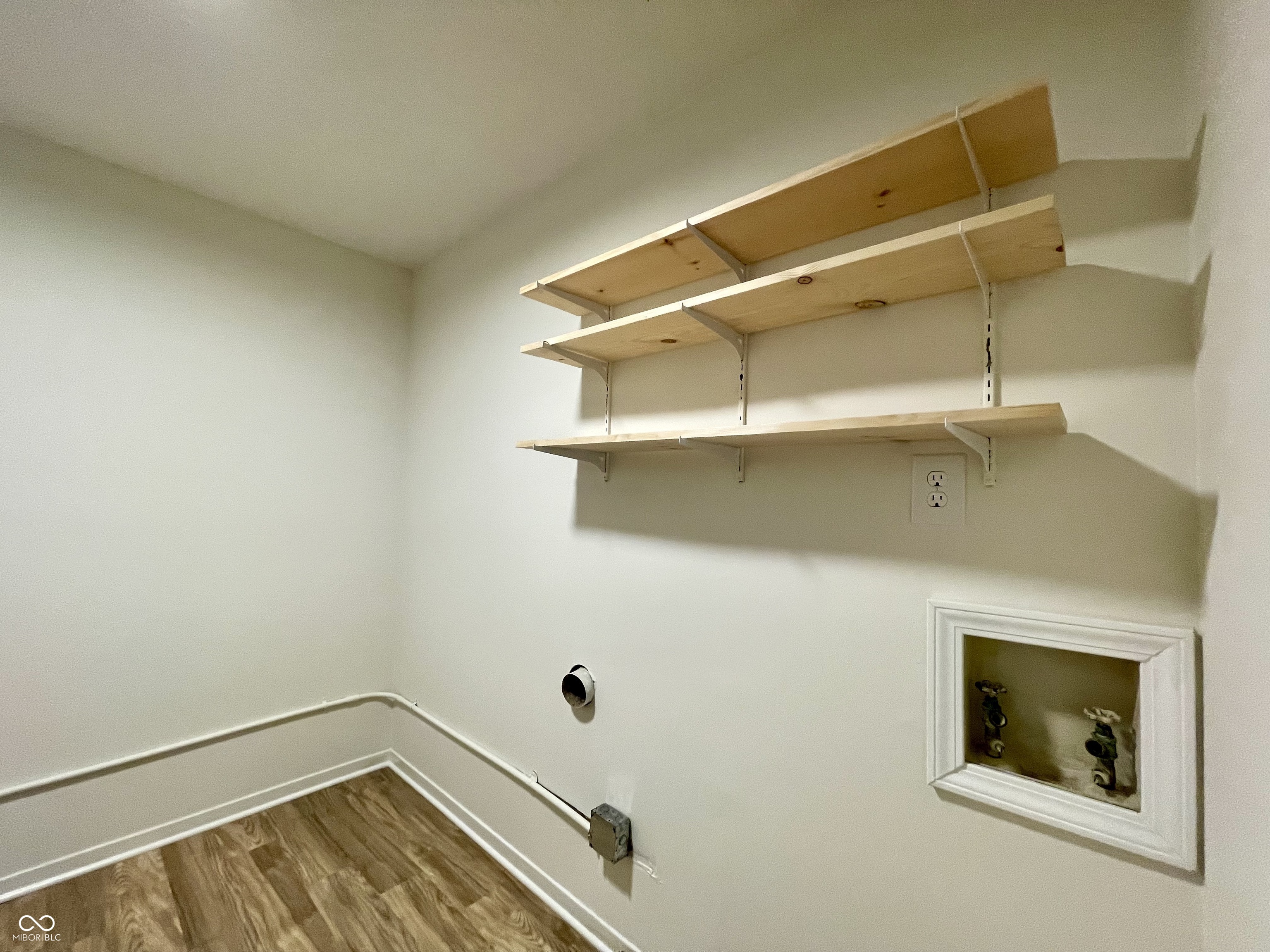 6840 Georgetown Road Indianapolis, IN 46268 - Photo 10 of 18 Gallery Image 10