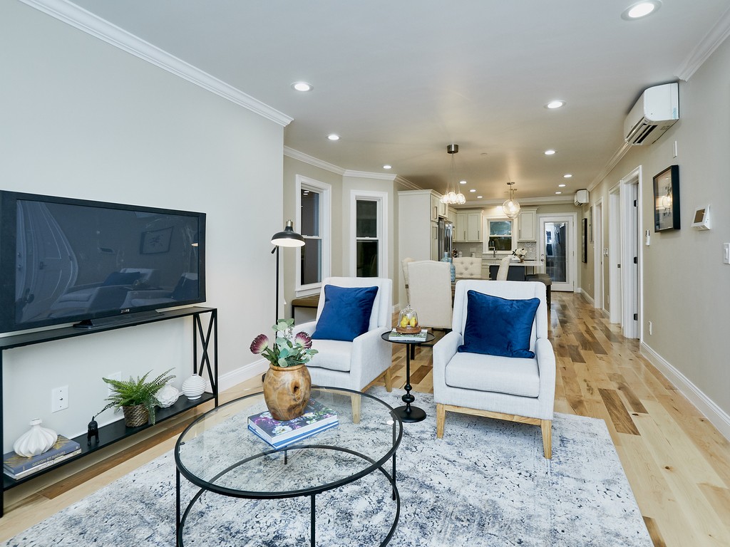 11 Eliot Street, Unit 3 Boston, MA 02130 - Photo 2 of 12