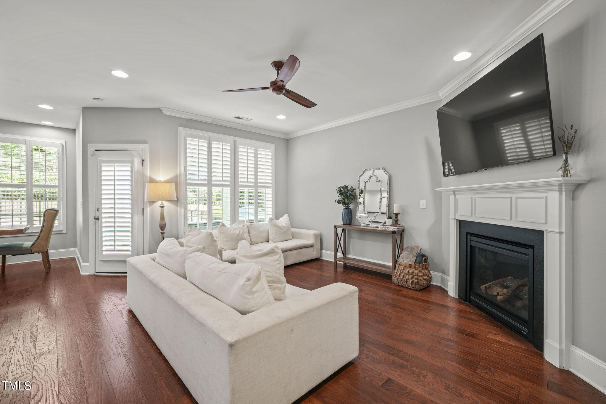 4021 Periwinkle Blue Lane Raleigh, NC 27612 - Photo 10 of 47 50-web-or-mls-DSC04514 (2)