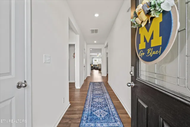 $375,000 | 513 Cedar Park Drive, Loudon, TN 37774