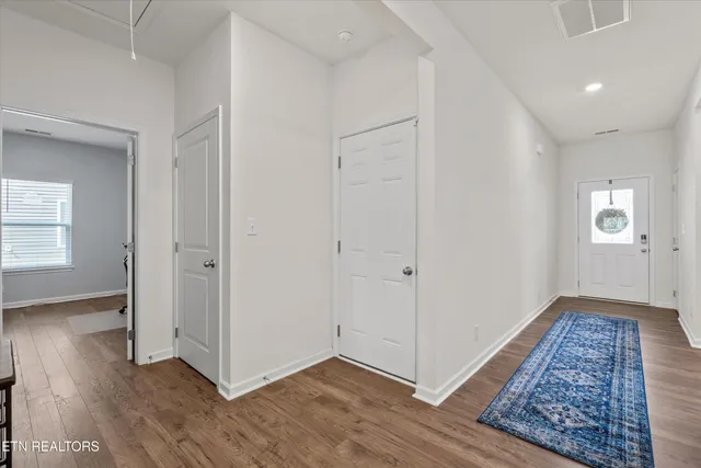 $375,000 | 513 Cedar Park Drive, Loudon, TN 37774