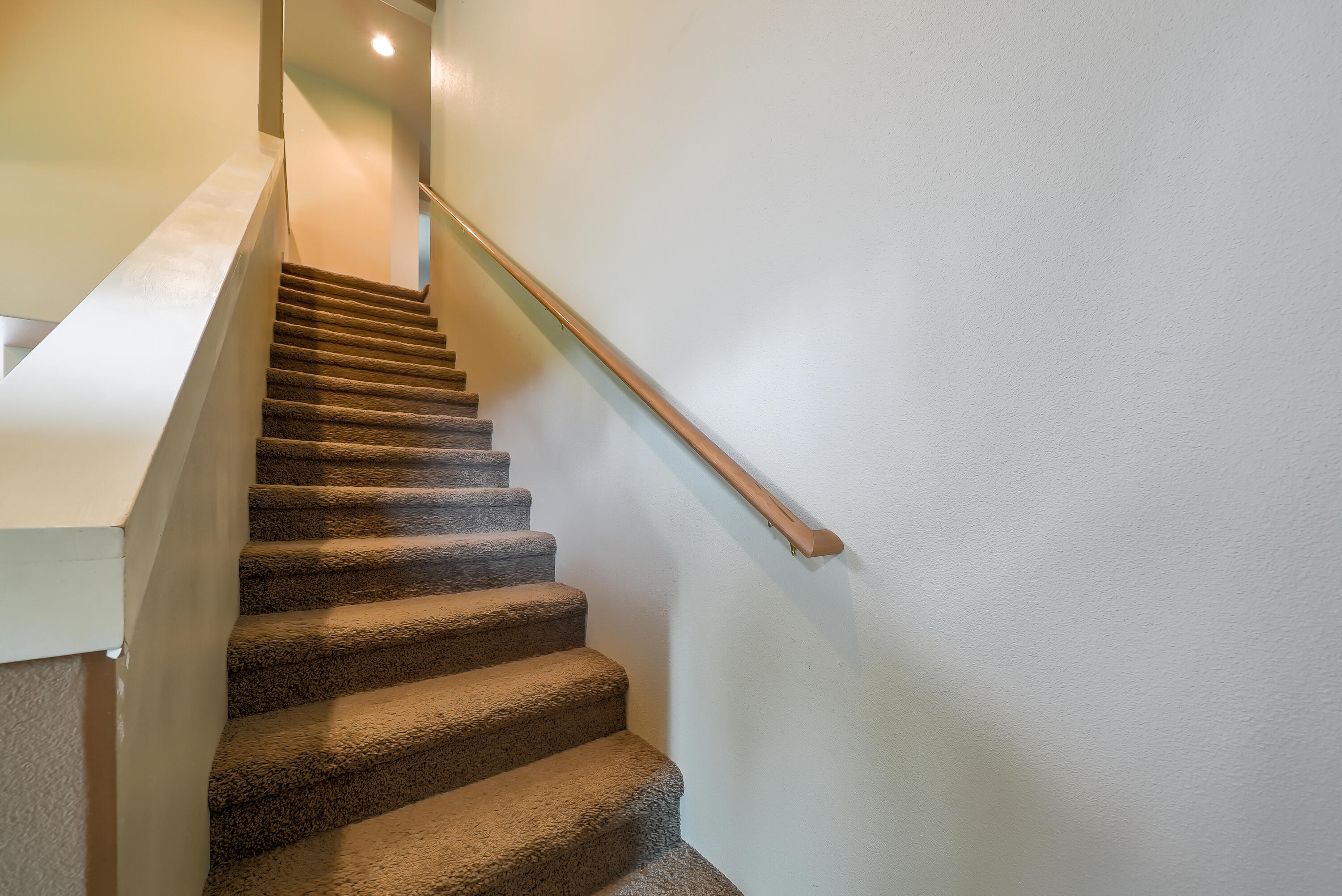 20500 Rolen Avenue Bend, OR 97702 - Photo 25 of 52 27-print-DSC03698-HDR