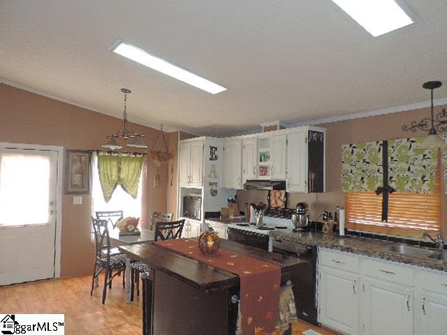 22 Derby Trail Greer, SC 29651 - Photo 2 of 16