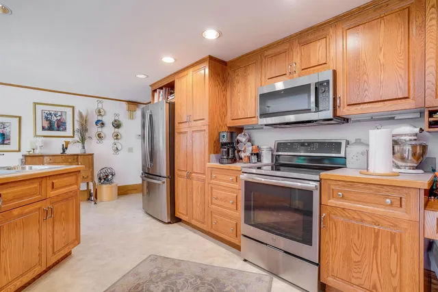 $749,900 | 53 Lark Street, Franklin, NH 03235