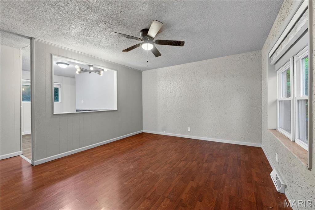 722 State Street Dupo, IL 62239 - Photo 4 of 27
