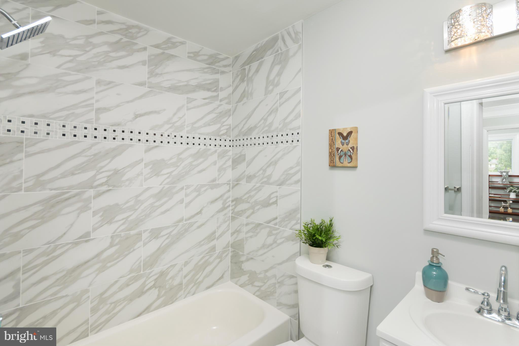 5804 Berwyn Road Berwyn Heights, MD 20740 - Photo 17 of 29 Bath (Master)