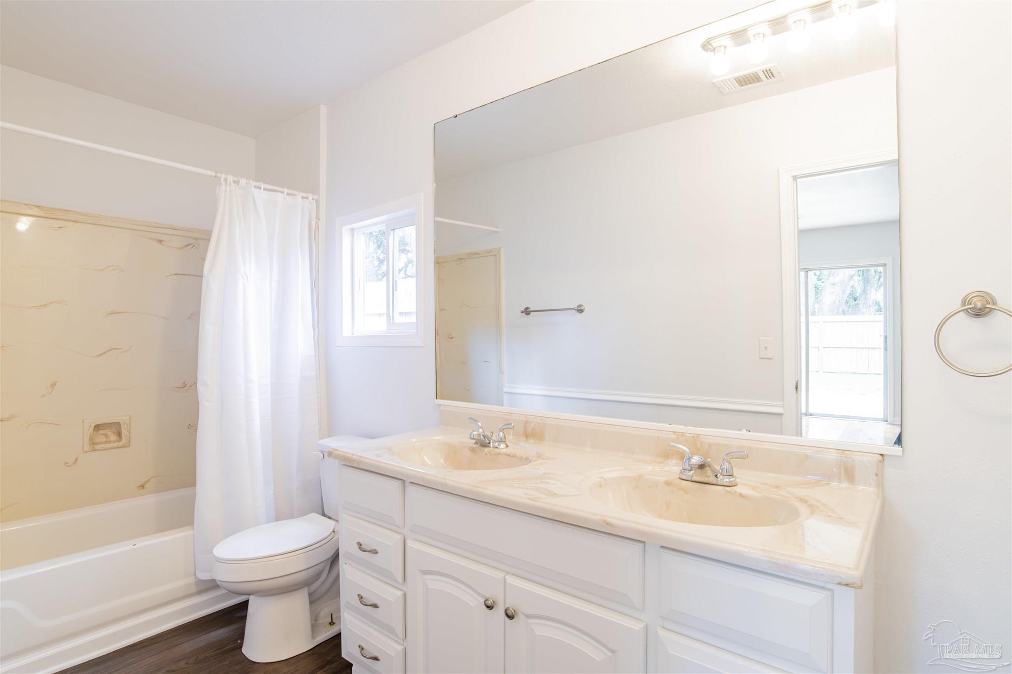 108 Country Club Road Pensacola, FL 32507 - Photo 20 of 29 Gallery Image 20