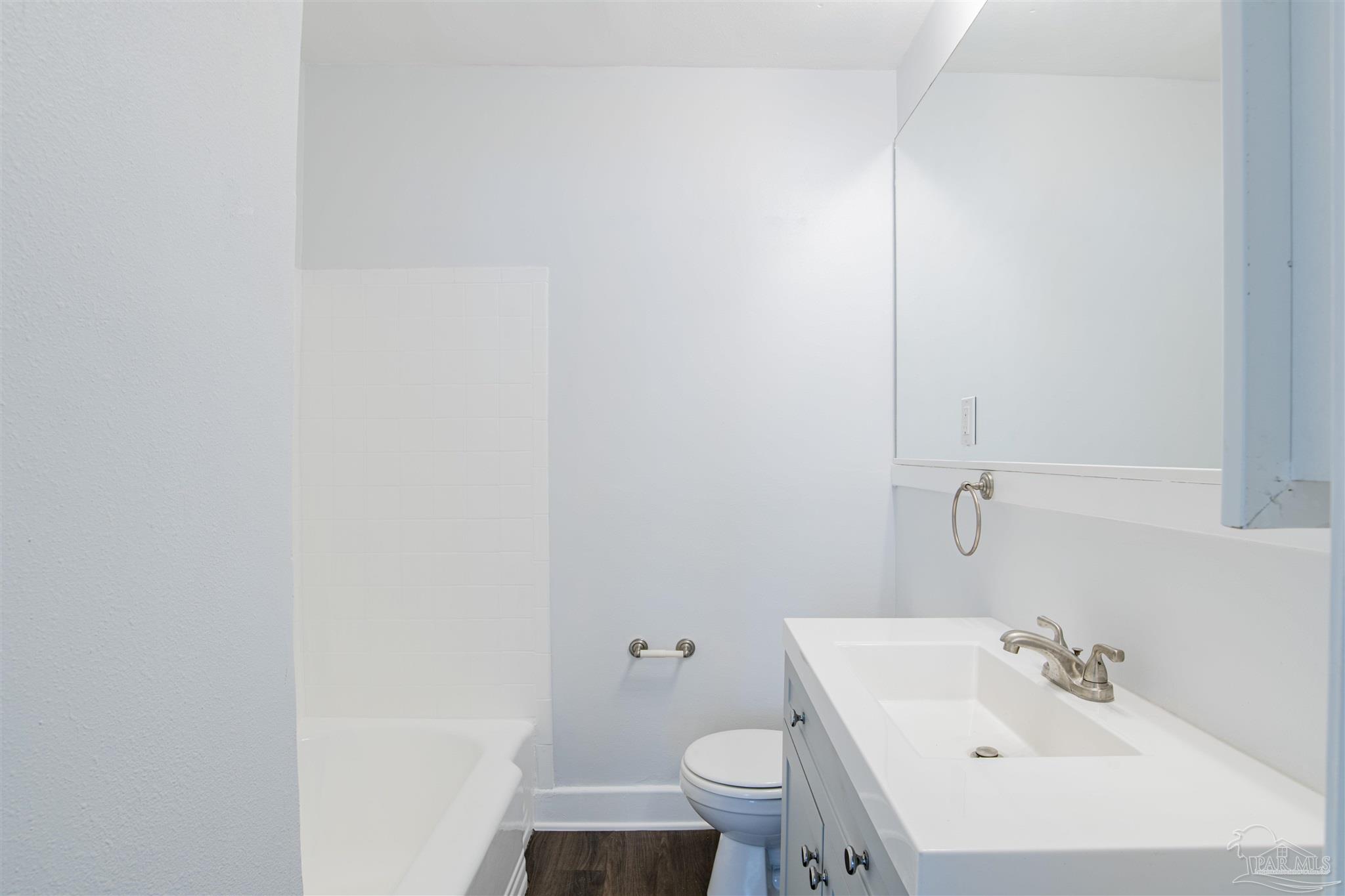 108 Country Club Road Pensacola, FL 32507 - Photo 22 of 29 Gallery Image 22