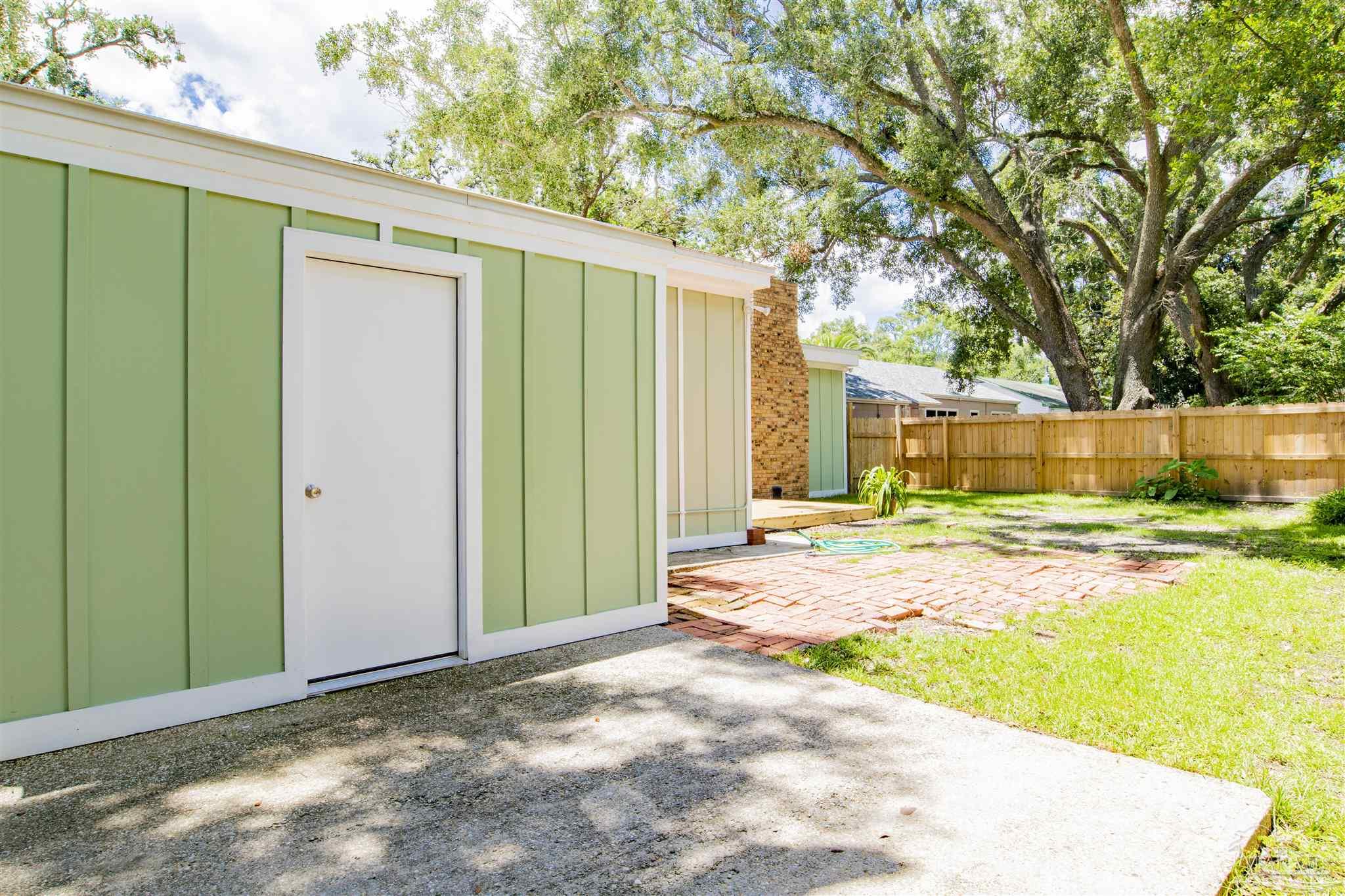 108 Country Club Road Pensacola, FL 32507 - Photo 28 of 29 Gallery Image 28