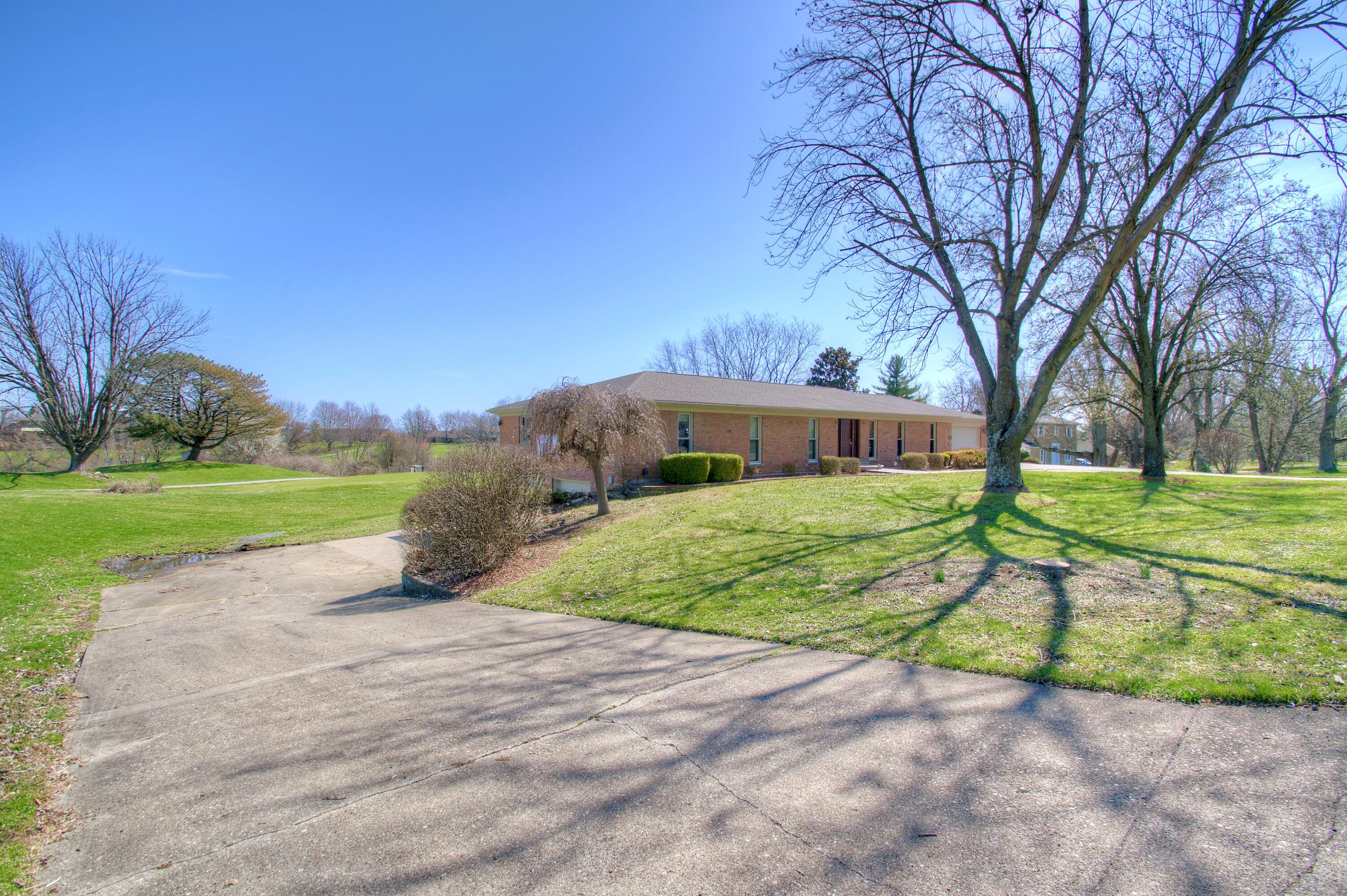 1526 Flintridge Road Florence, KY 41042 - Photo 3 of 39 Gallery Image 3