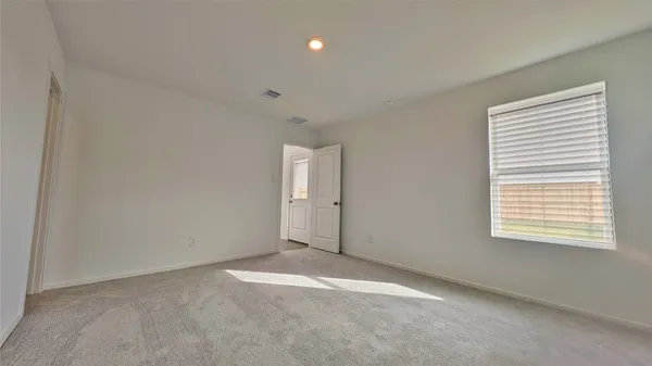 $2,100 | 16806 Old Wagon Way, Hockley, TX 77447