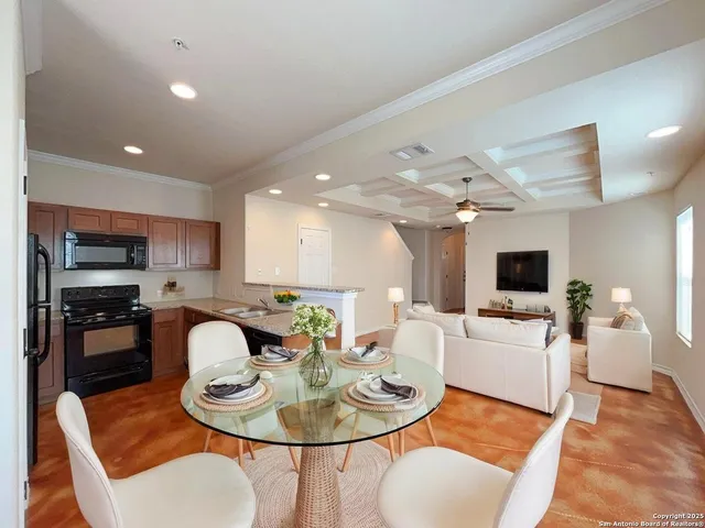 $1,395 | 16819 Dancing Ava, Unit 4, Selma, TX 78154