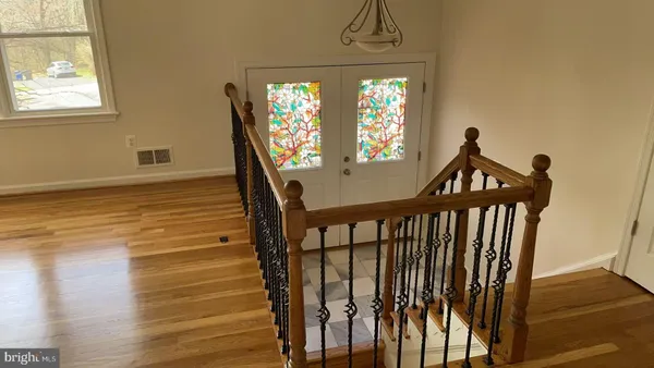 $4,000 | 9821 Hampton Lane, Fairfax, VA 22030