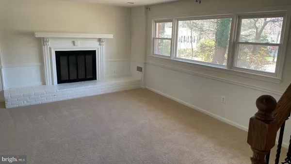 $4,000 | 9821 Hampton Lane, Fairfax, VA 22030