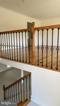 $4,000 | 9821 Hampton Lane, Fairfax, VA 22030