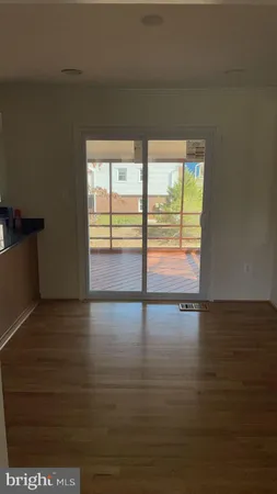 $4,000 | 9821 Hampton Lane, Fairfax, VA 22030