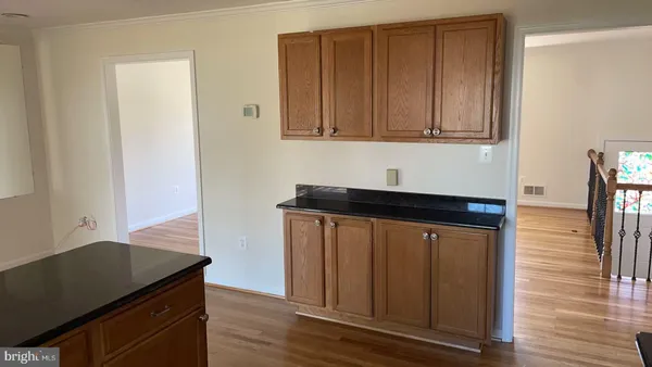 $4,000 | 9821 Hampton Lane, Fairfax, VA 22030