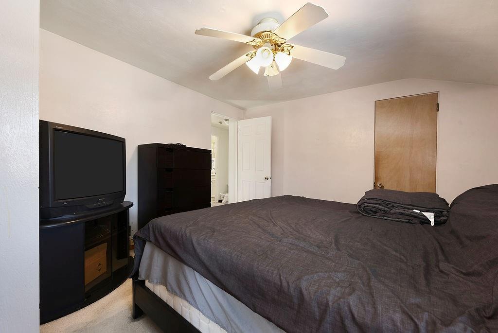 139 North Vireo Drive McKees Rocks, PA 15136 - Photo 16 of 25