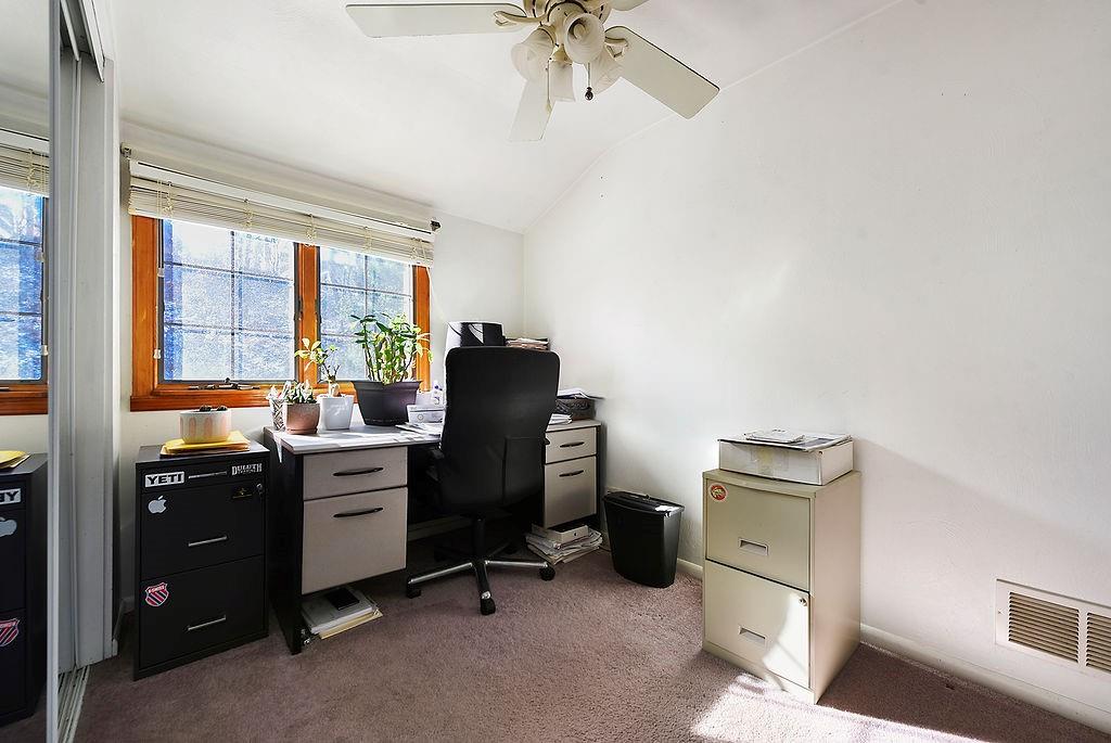 139 North Vireo Drive McKees Rocks, PA 15136 - Photo 18 of 25