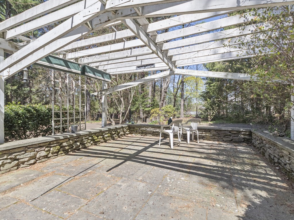 8 Hayward Road Wayland, MA 01778 - Photo 33 of 40 Gallery Image 33