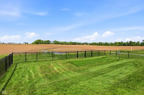 $290,000 | 1000 Grn Vly Drive, Lebanon, IN 46052