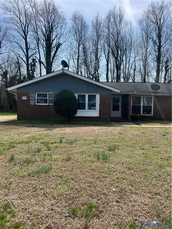 $950 | 1632 South Valor Drive, Petersburg, VA 23803