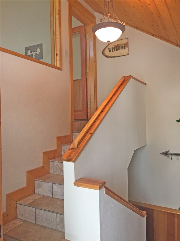 10635 Heather Road Truckee, CA 96161 - Photo 5 of 14 Gallery Image 5