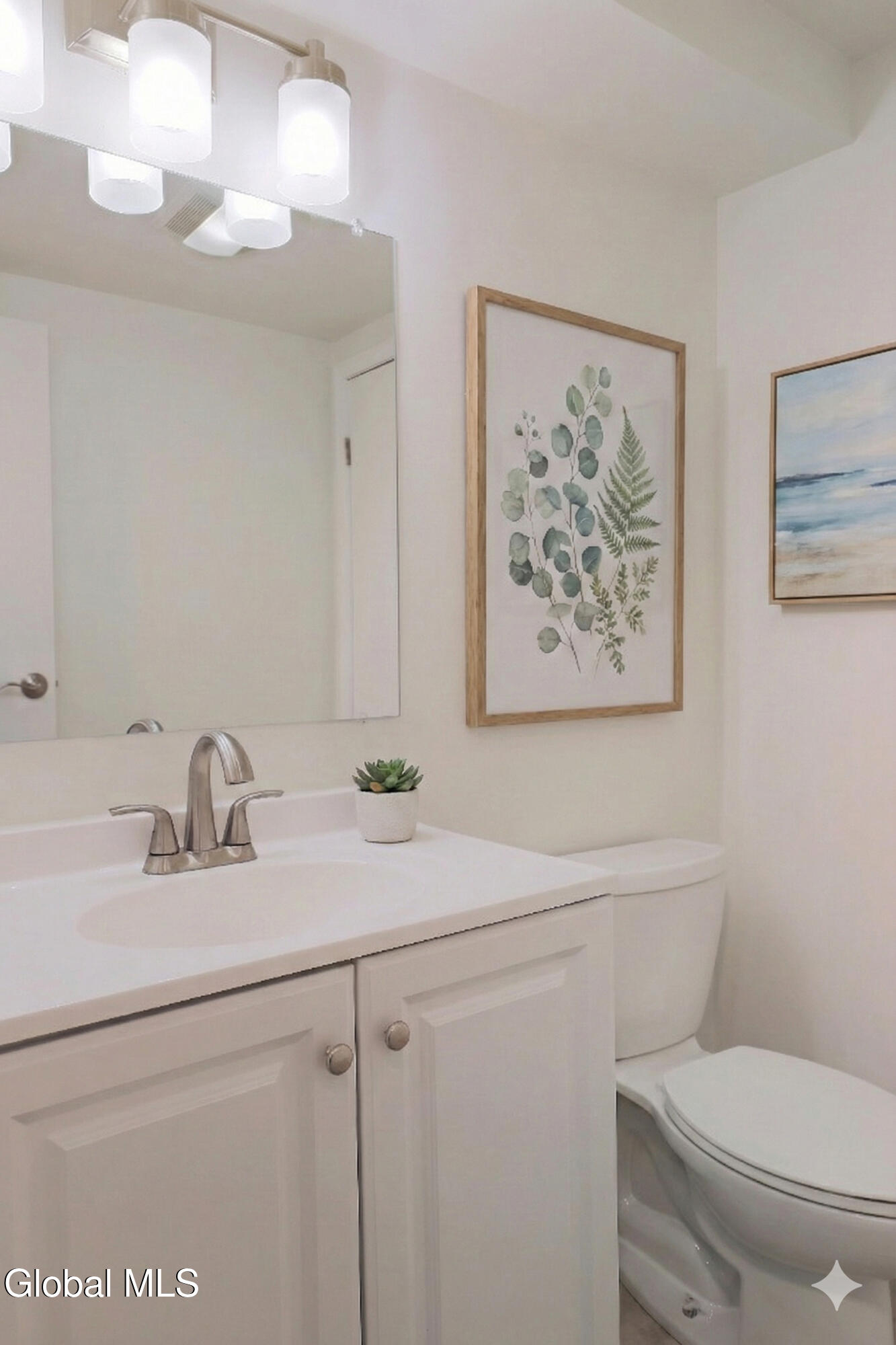 198 Thimbleberry Road Malta, NY 12020 - Photo 37 of 43 1st floor half bath