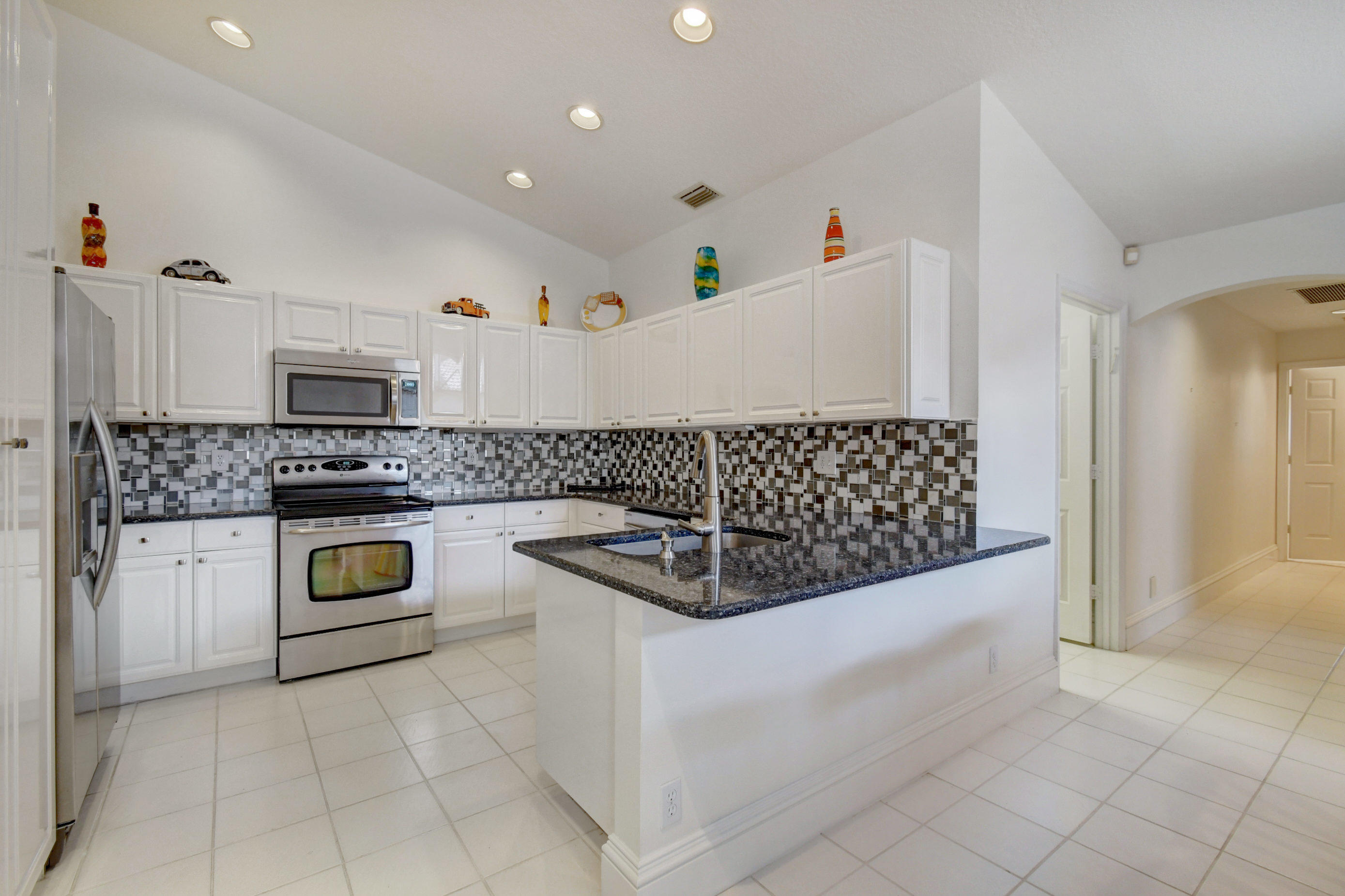 8236 Vía Bella Boca Raton, FL 33496 - Photo 17 of 71 32_dsc_7407_08_09_10_11