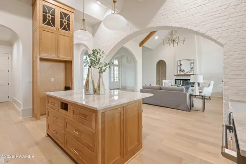 $840,720 | 201 Sabal Bnd Drive, Youngsville, LA 70592