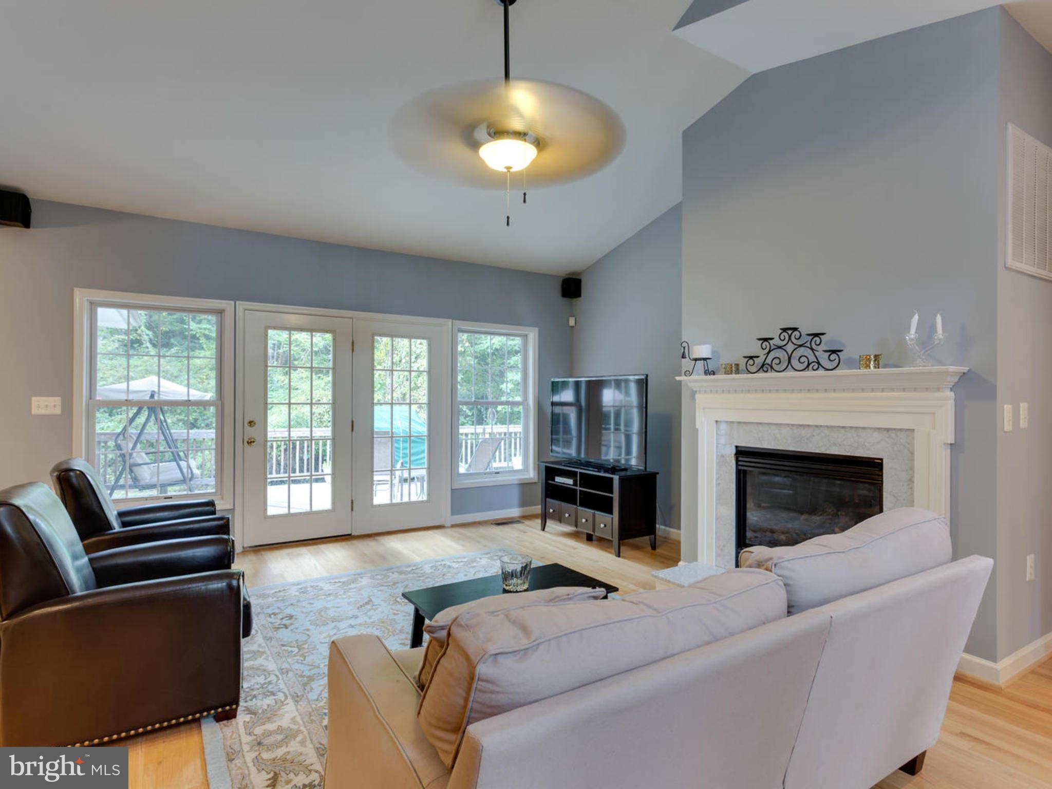 5167 South Run Road Warrenton, VA 20187 - Photo 3 of 30 Living Room