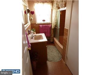 1203 Greenhill Road Flourtown, PA 19031 - Photo 12 of 12 Bathroom