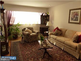 1203 Greenhill Road Flourtown, PA 19031 - Photo 9 of 12 Living Room