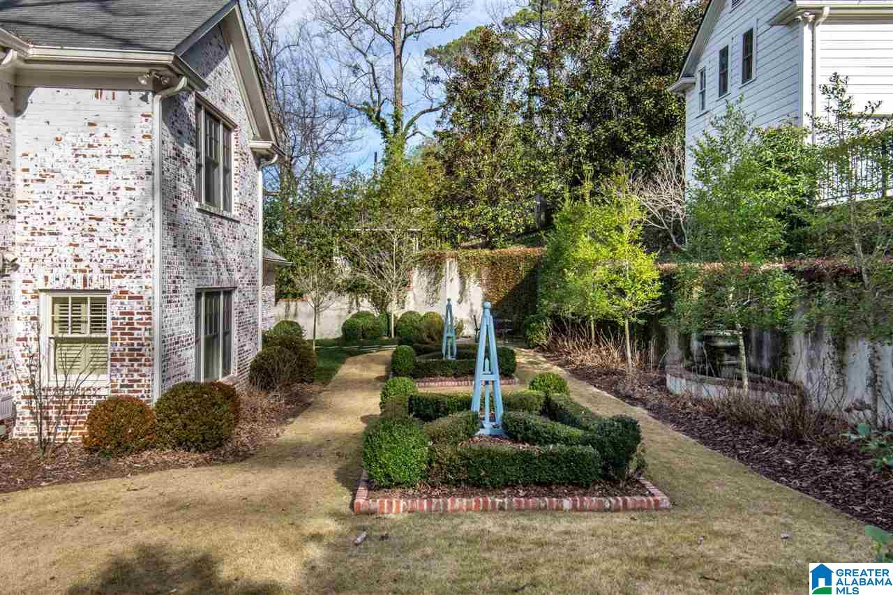 2865 Canterbury Road Birmingham, AL 35223 - Photo 3 of 43