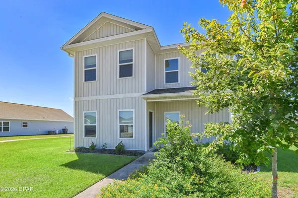 $2,600 | 56 Silverthorn Street, Freeport, FL 32439